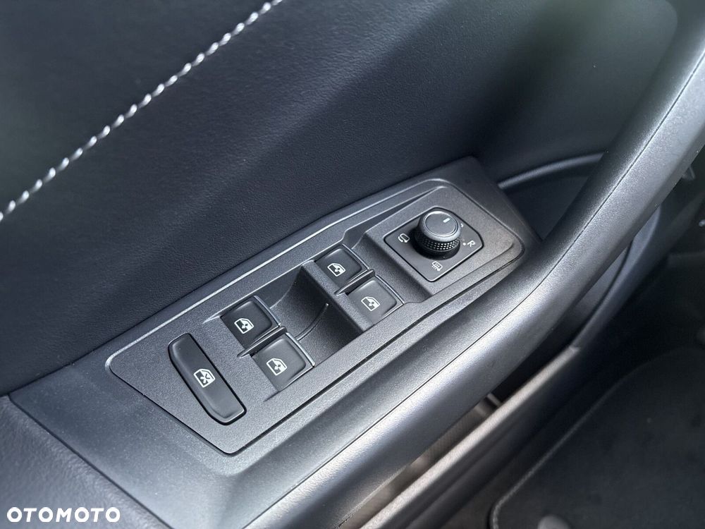 Volkswagen T-Roc 1.5 TSI R-Line DSG - 14