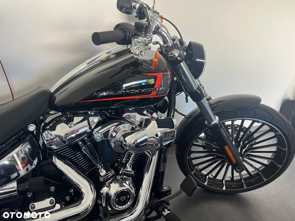 Harley-Davidson FXSB Breakout - 2