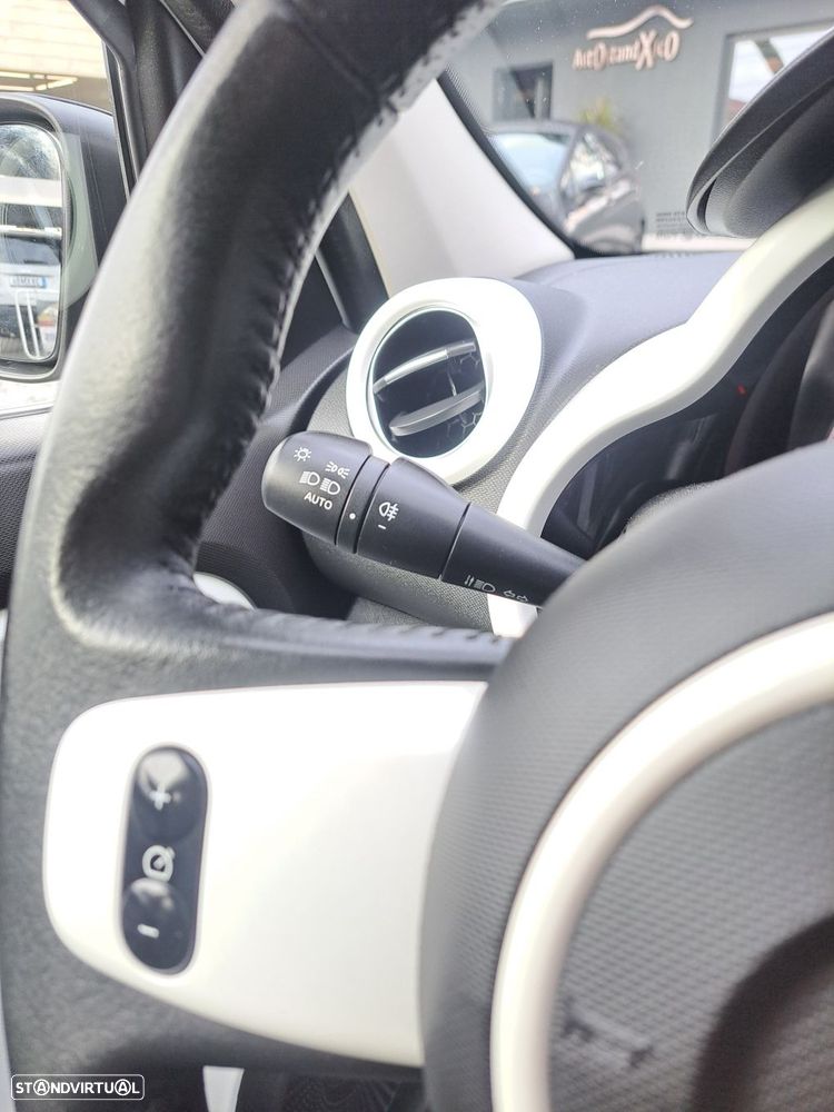 Renault Twingo Z.E. 22 Zen - 8