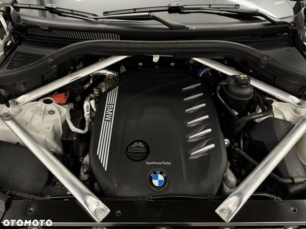 BMW X6 - 33