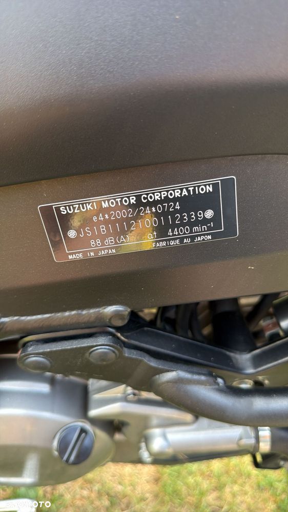 Suzuki V-STROM - 2