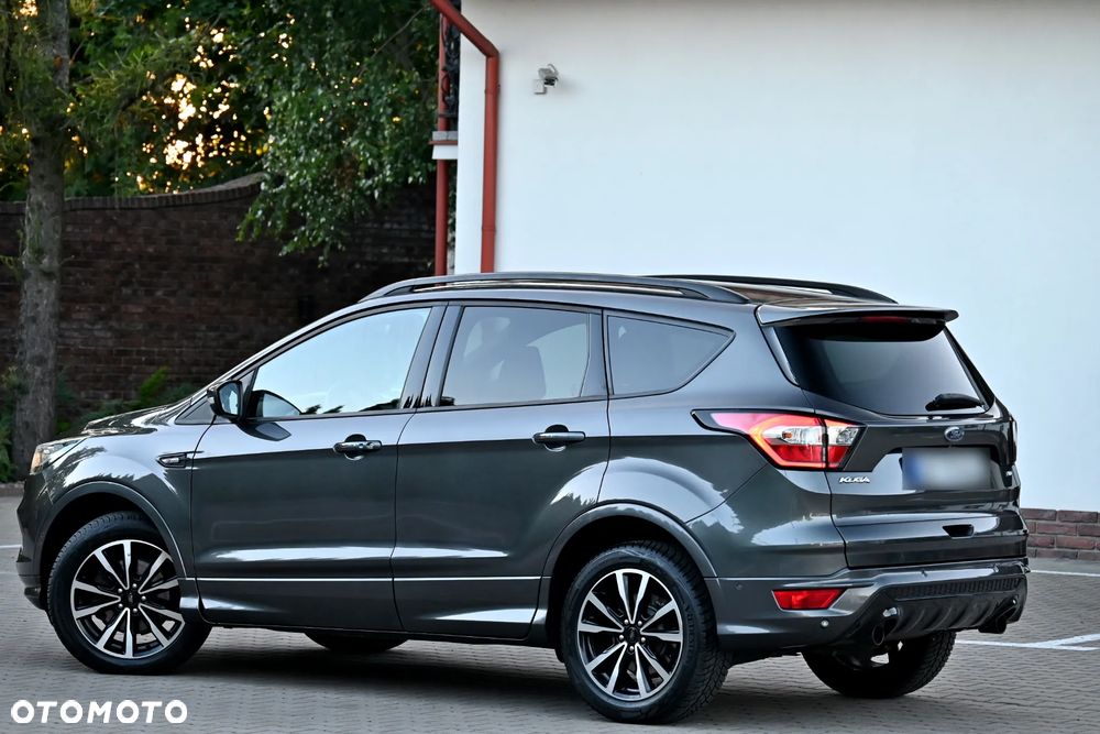 Ford Kuga 2.0 TDCi 4x4 ST-Line - 19