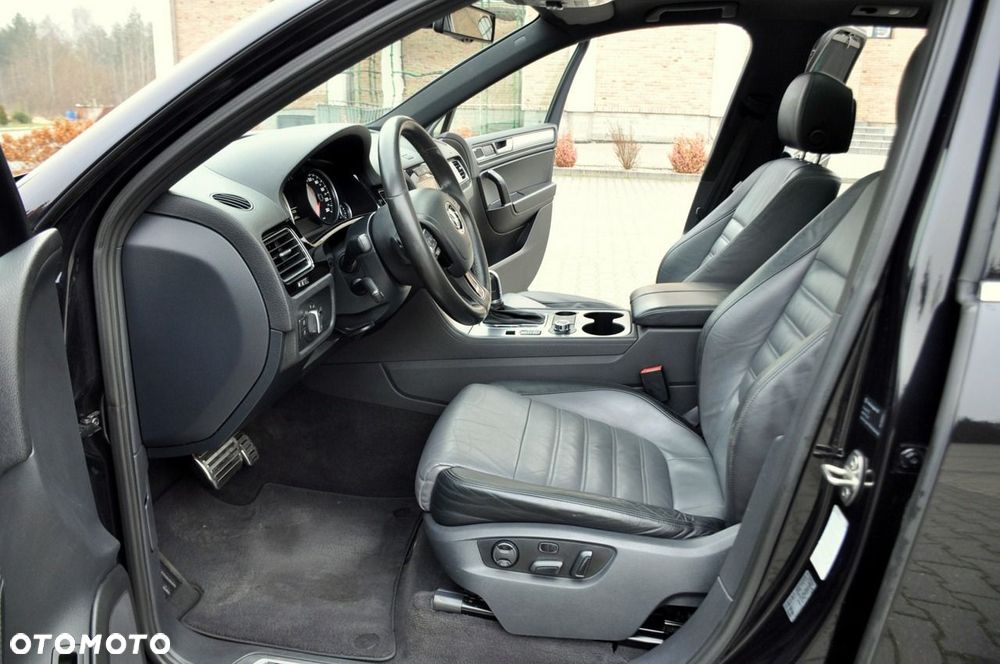 Volkswagen Touareg - 24