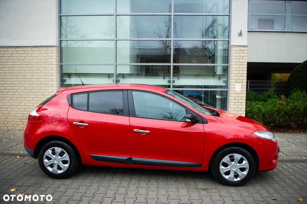 Renault Megane 1.6 16V 110 Dynamique - 13