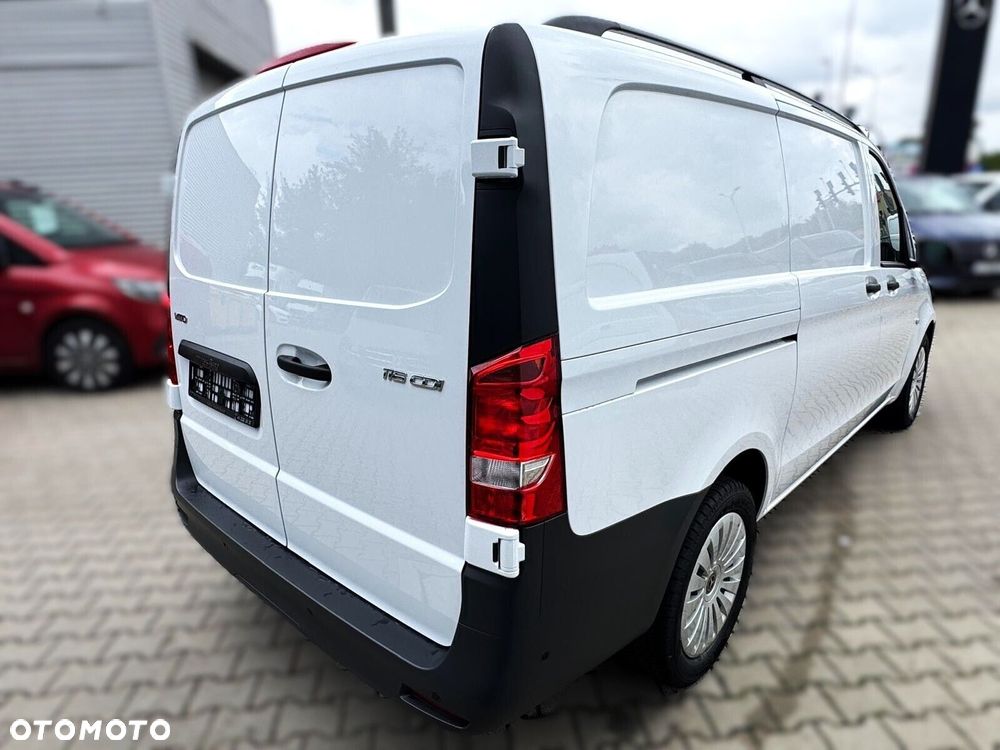 Mercedes-Benz vito Furgon 116 cdi długi - 4
