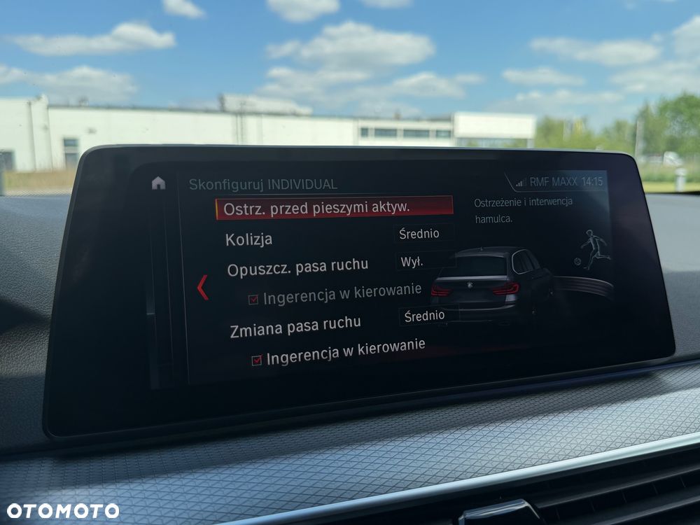 BMW Seria 5 520d xDrive M Sport sport - 27