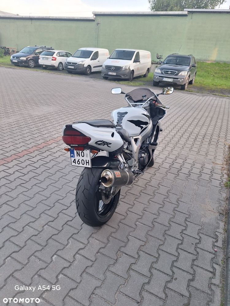 Honda CBR - 4