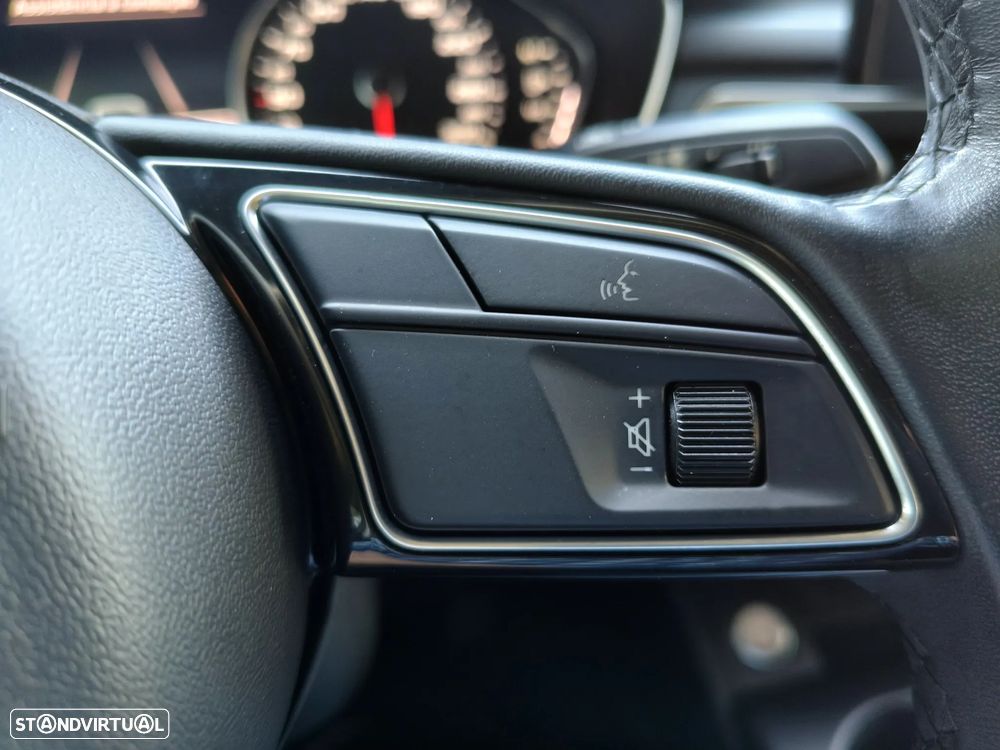 Audi A4 35 TDI S tronic - 25