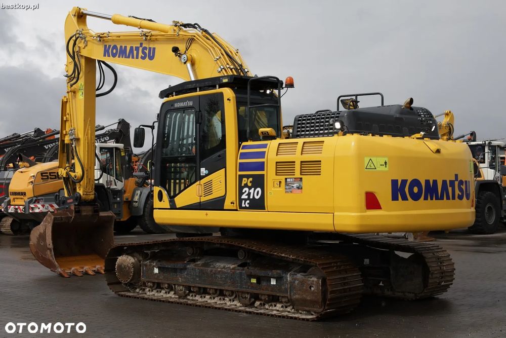 Komatsu PC210LC-11 - 5