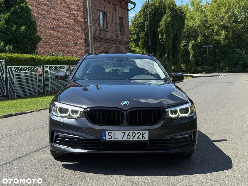 BMW Seria 5 530i Sport Line - 4