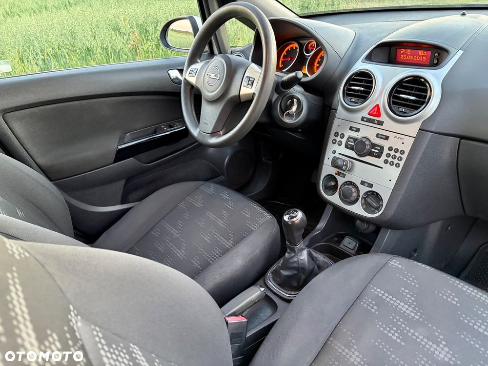 Opel Corsa 1.2 16V Enjoy - 12