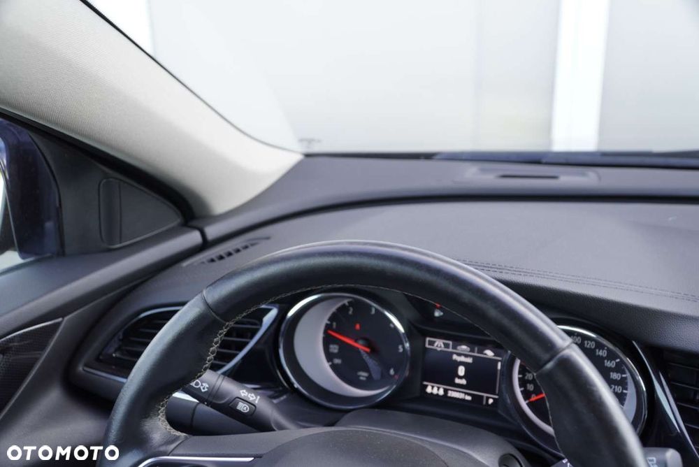 Opel Insignia 2.0 Automatik Edition - 20