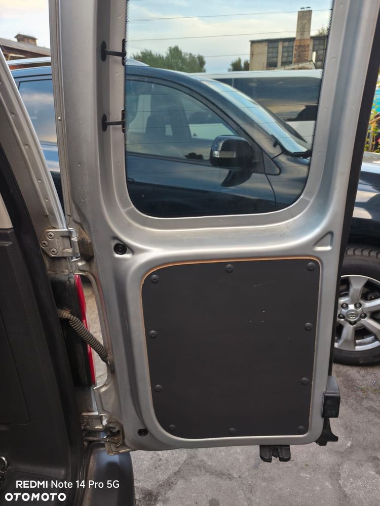 Volkswagen Caddy - 15