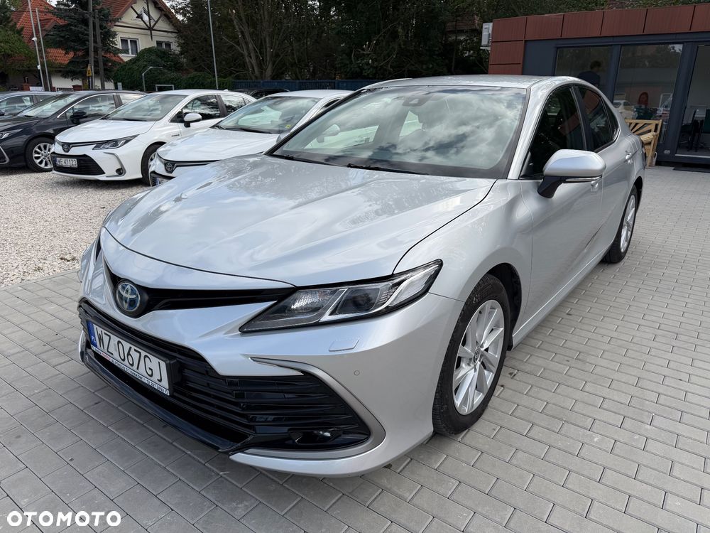 Toyota Camry 2.5 Hybrid Comfort CVT - 2