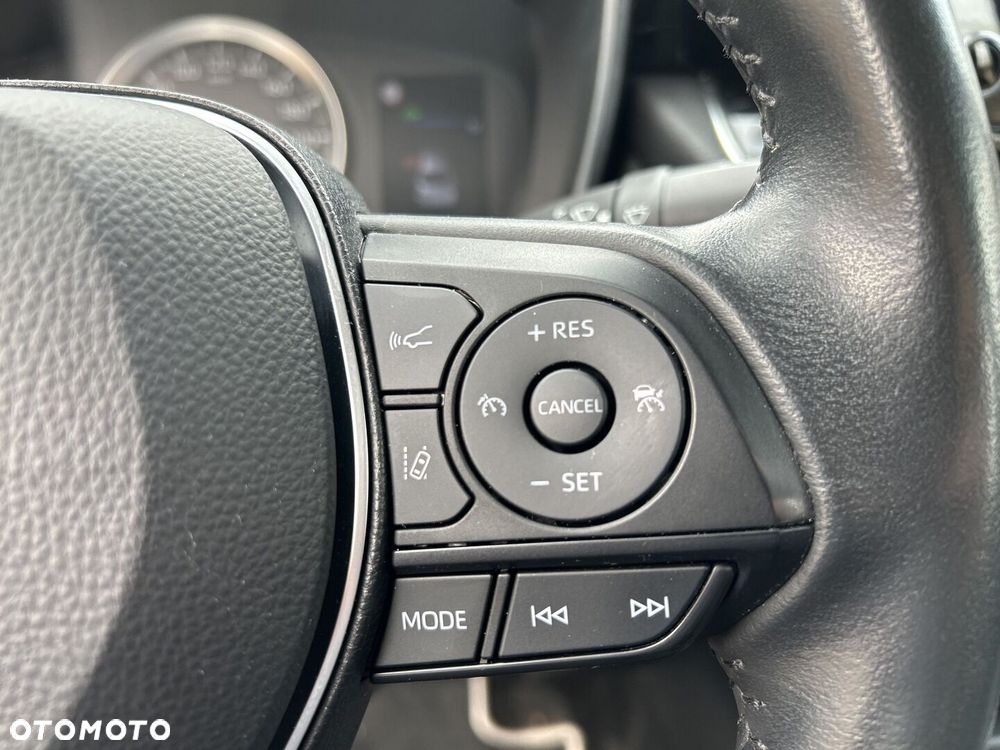 Toyota Corolla 1.8 Hybrid Comfort - 18