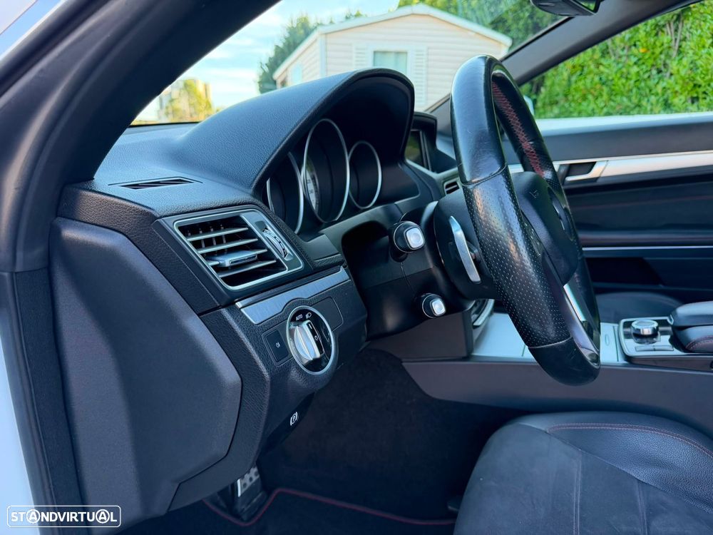 Mercedes-Benz E 220 BlueTEC Auto - 27