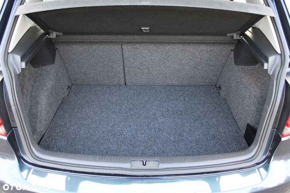 Volkswagen Golf - 20