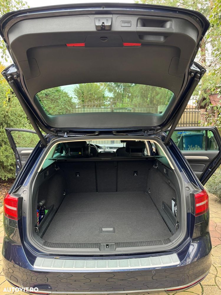 Volkswagen Passat Variant 2.0 TDI DSG Highline - 21