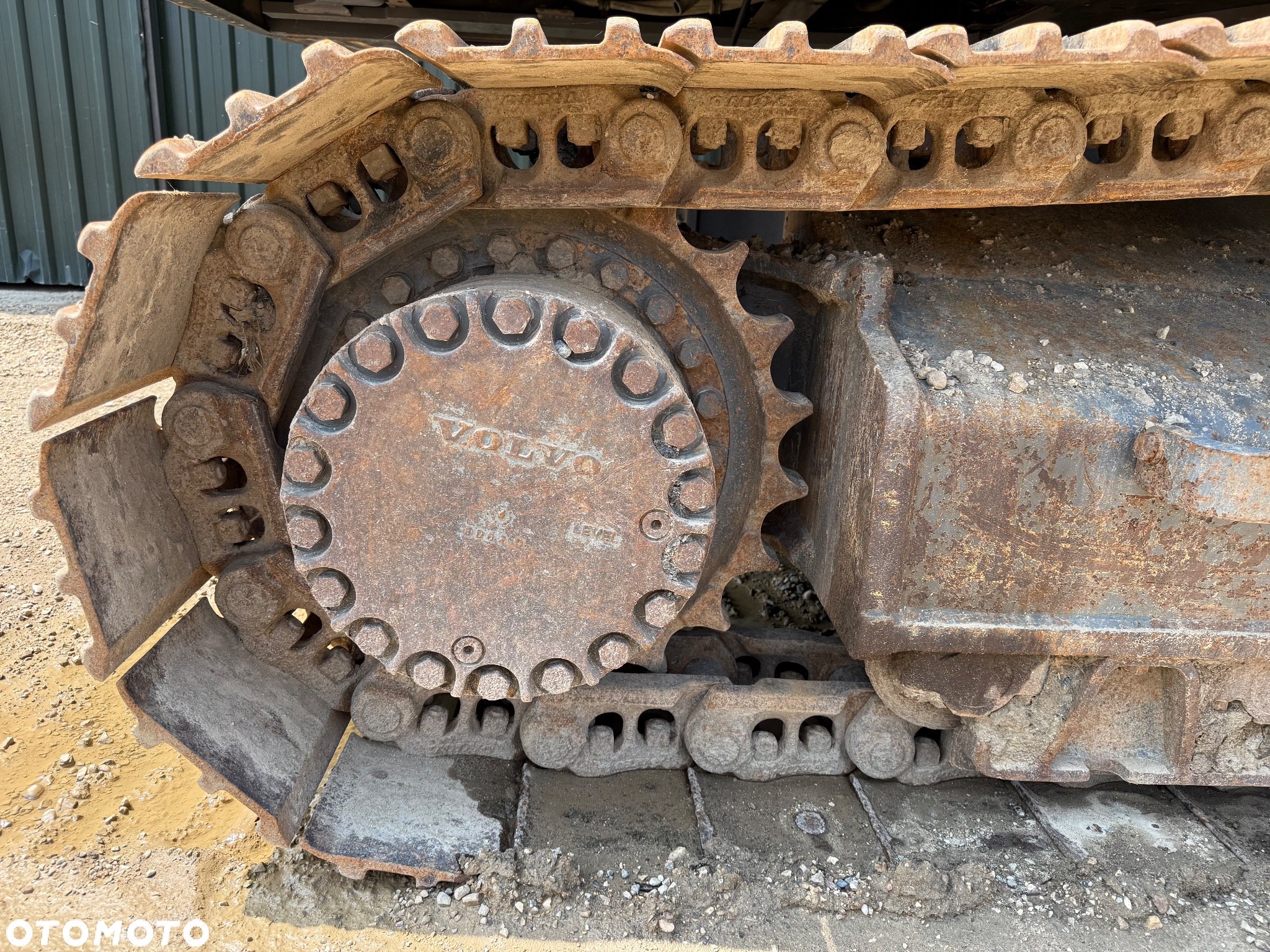 Volvo EC 300 EL - 12