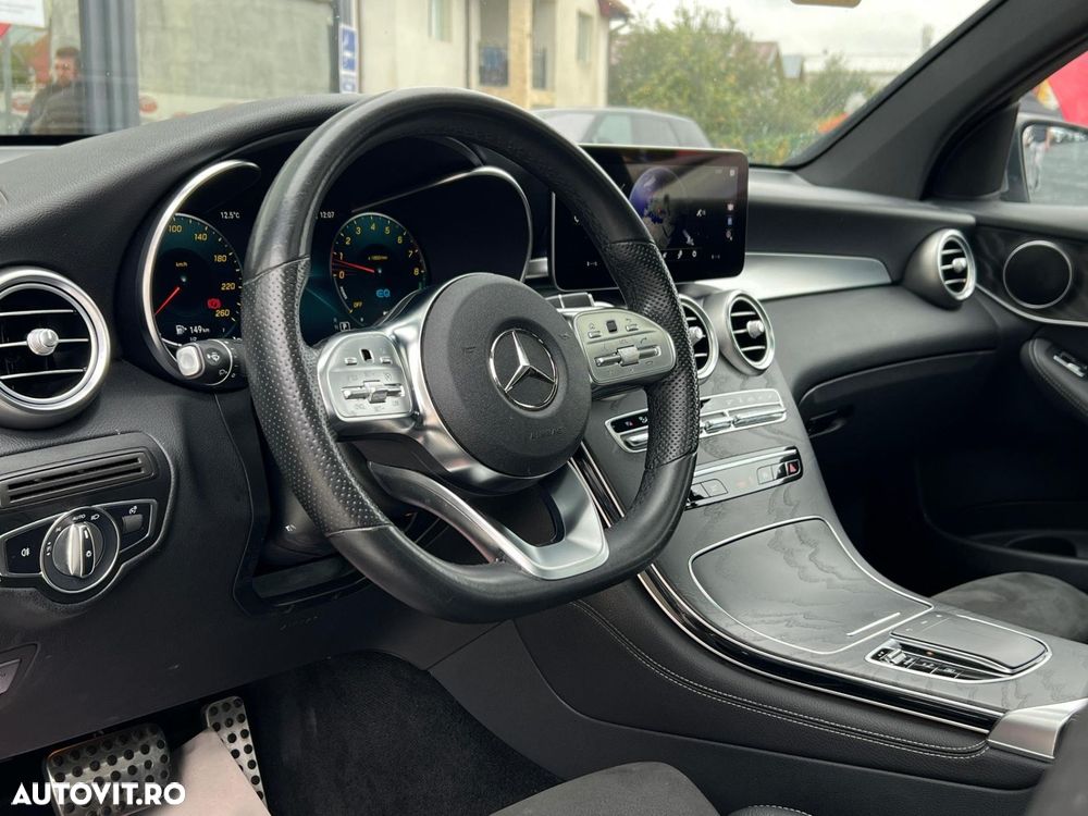 Mercedes-Benz GLC 350 e 4Matic 7G-TRONIC AMG Line - 15