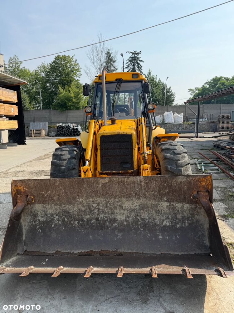 JCB 4CX - 6