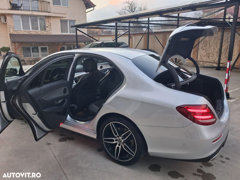 Mercedes-Benz E - 22