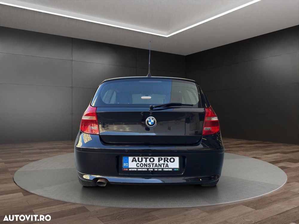 BMW Seria 1 - 13