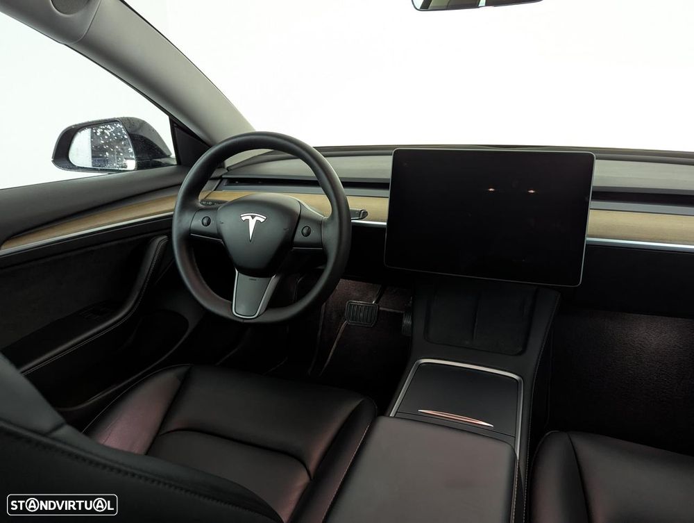 Tesla Model 3 Long Range Tração Traseira - 10