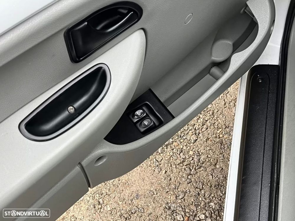 Renault kangoo 1.5dci 85cv - 7