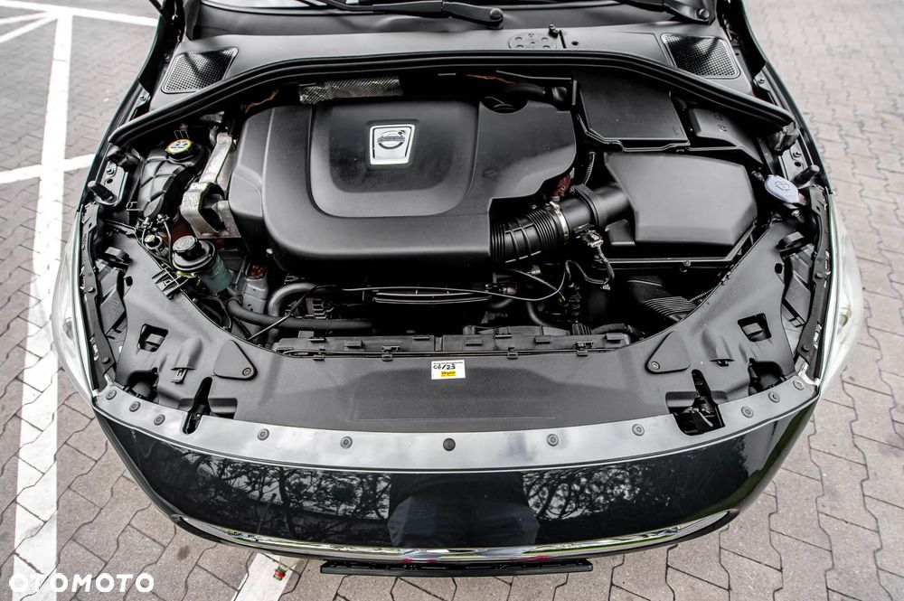 Volvo V60 D5 Geartronic Kinetic - 36
