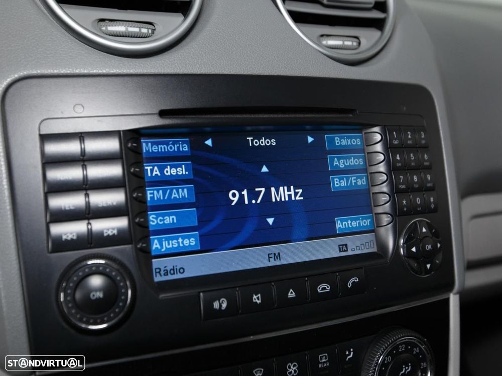 Mercedes-Benz ML 320 - 19