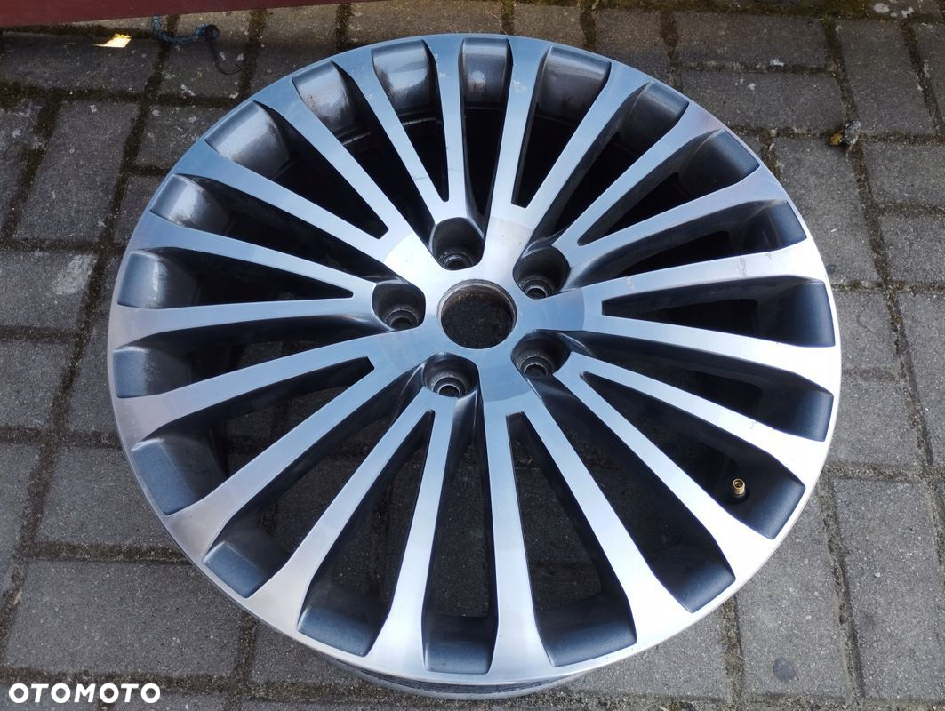 Felga 7.5J 18 ET46 Skoda SuperB II 2 3T 3T0 3T0601025Q - 2
