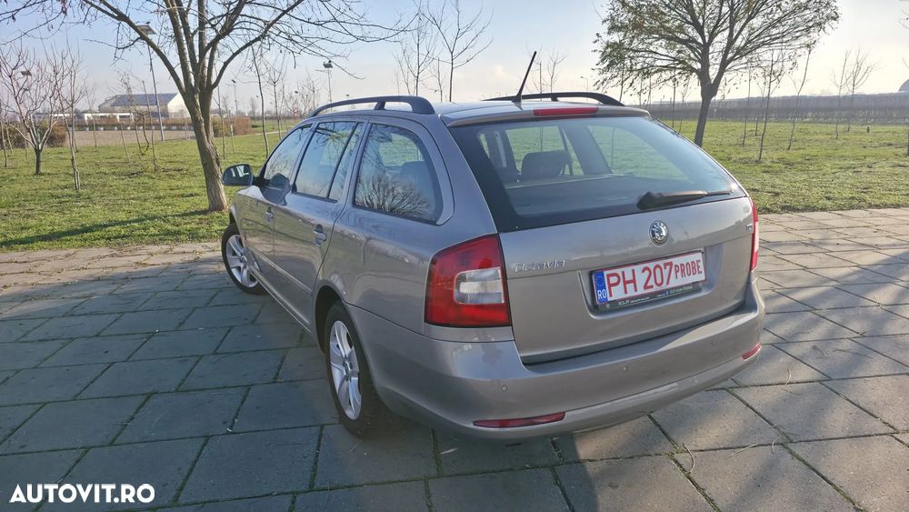 Skoda Octavia 1.6 TDI DPF Active Green tec - 4
