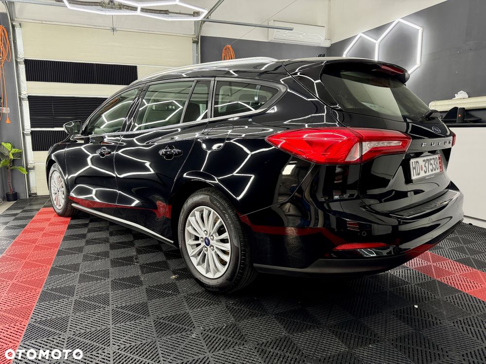 Ford Focus 1.5 EcoBlue STart-Stopp-System TITANIUM - 10
