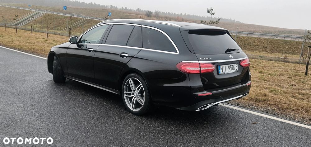 Mercedes-Benz Klasa E 220 d 9G-TRONIC - 16