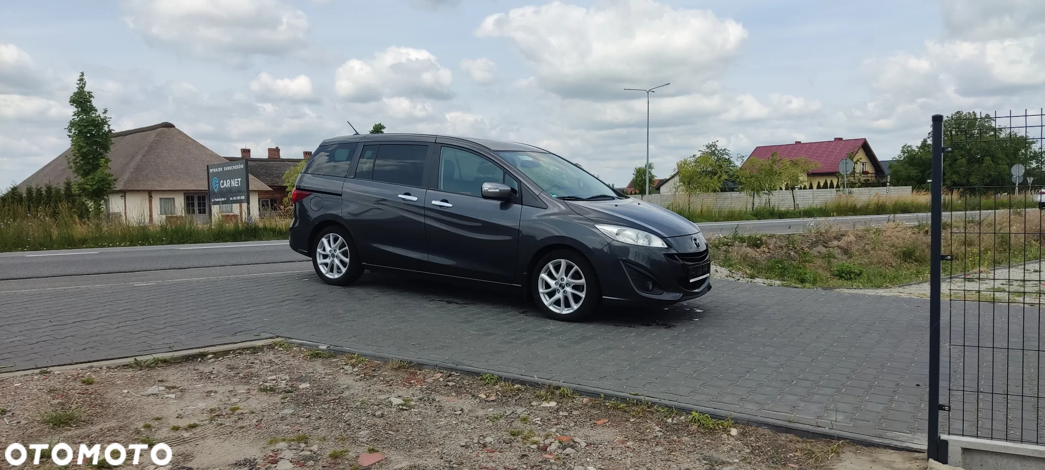 Mazda 5 1.8 Exclusive + - 9