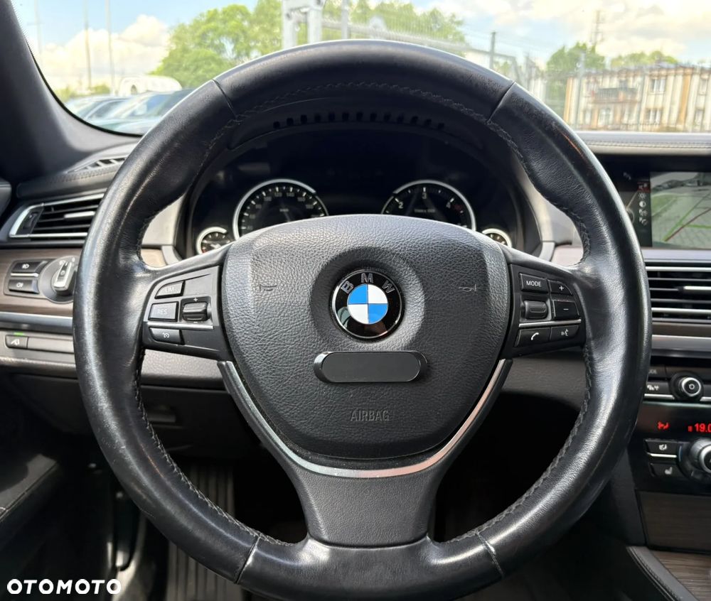 BMW Seria 7 730d - 15