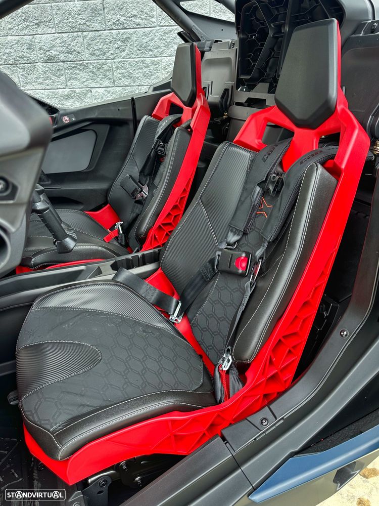 Can-Am Maverick R MAX X RS 999T DCT SAS - 5