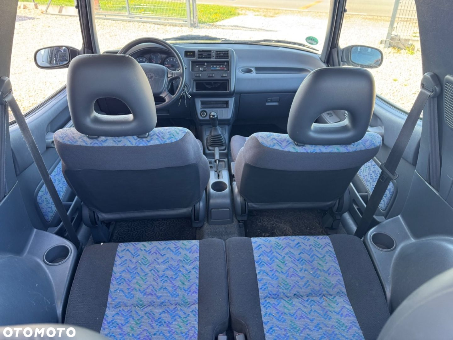 Toyota RAV4 - 15
