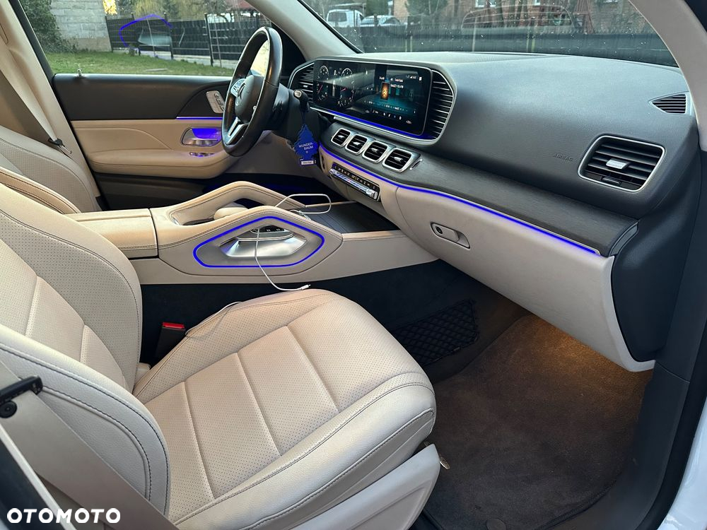 Mercedes-Benz GLE - 19