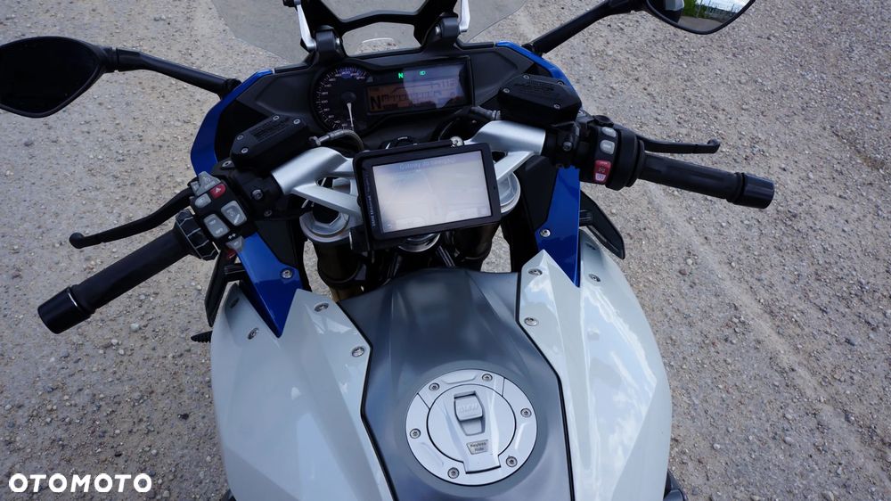 BMW RS - 12