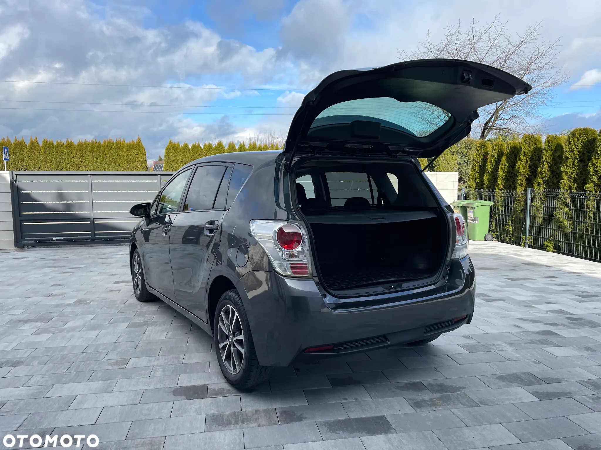 Toyota Verso 1.6 D-4D Prestige - 9