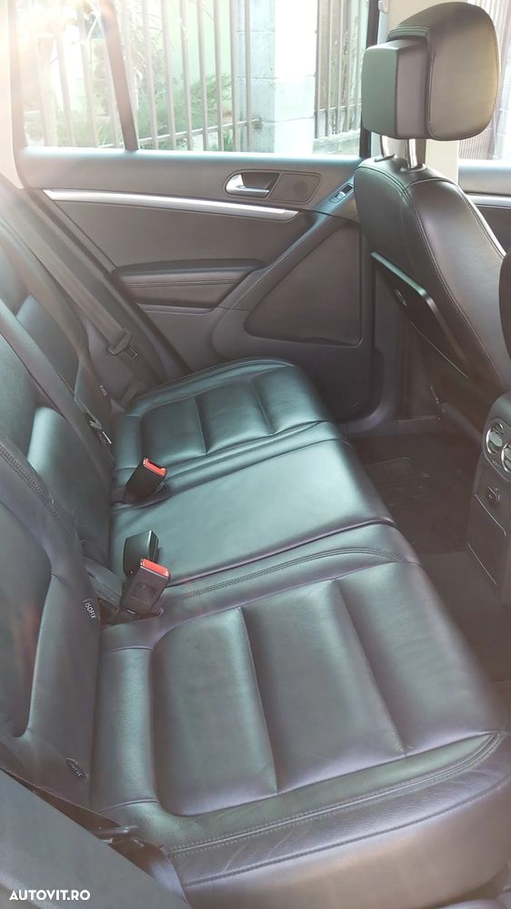 Volkswagen Tiguan - 5