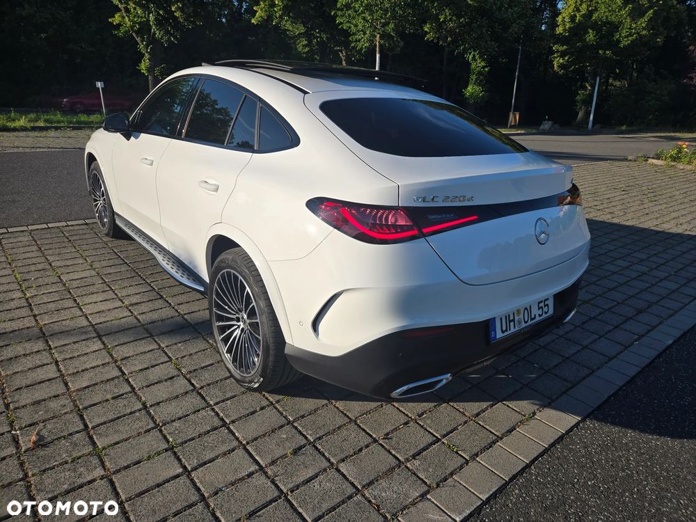 Mercedes-Benz GLC 220 d 4Matic 9G-TRONIC Edition AMG Line - 3