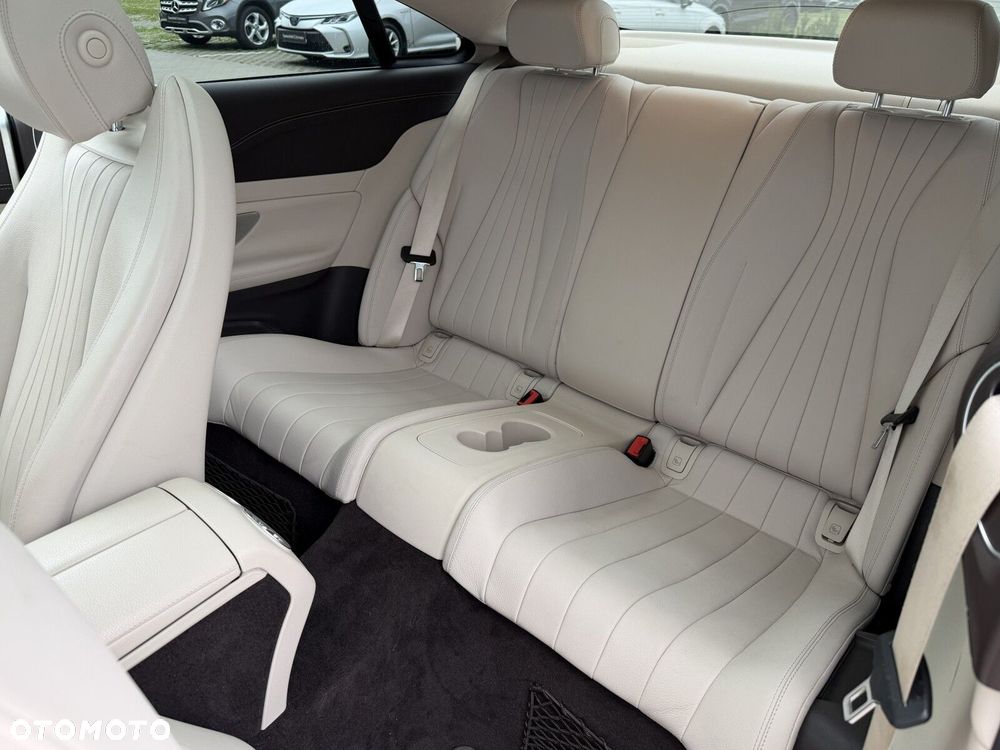 Mercedes-Benz Klasa E 220 d 9G-TRONIC - 20