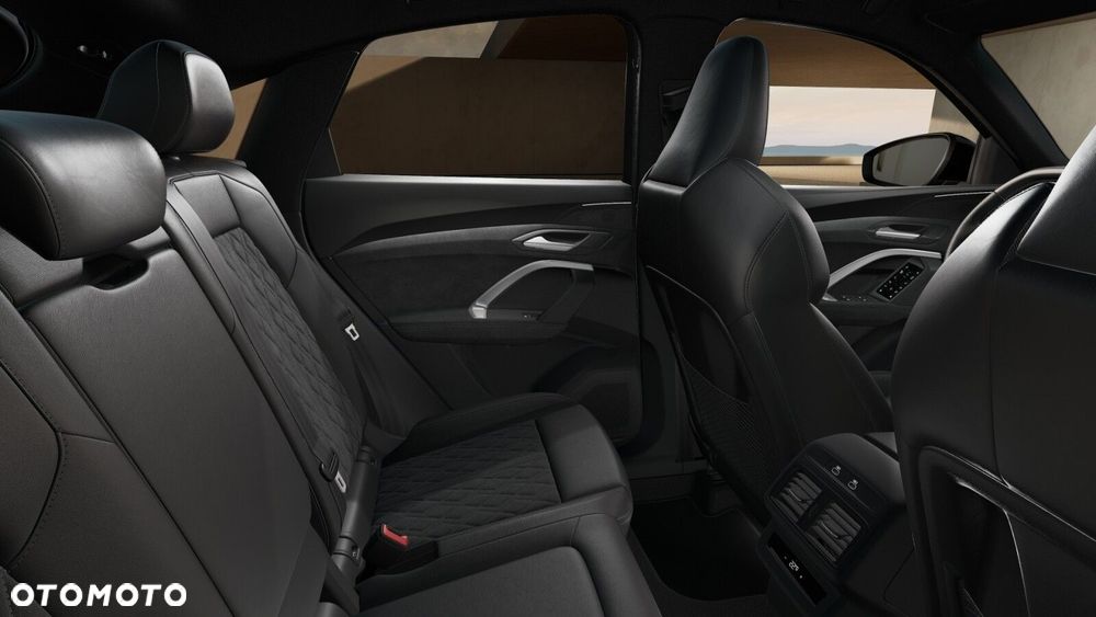 Audi Q5 Sportback - 11