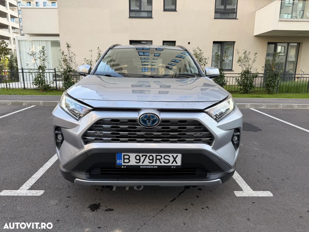 Toyota RAV4 - 3