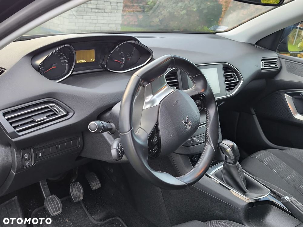 Peugeot 308 82 VTi Active - 6