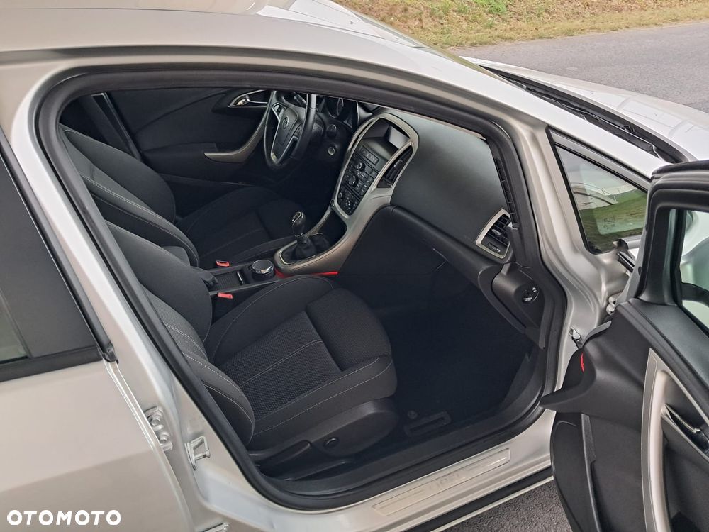 Opel Astra 1.6 111 - 11