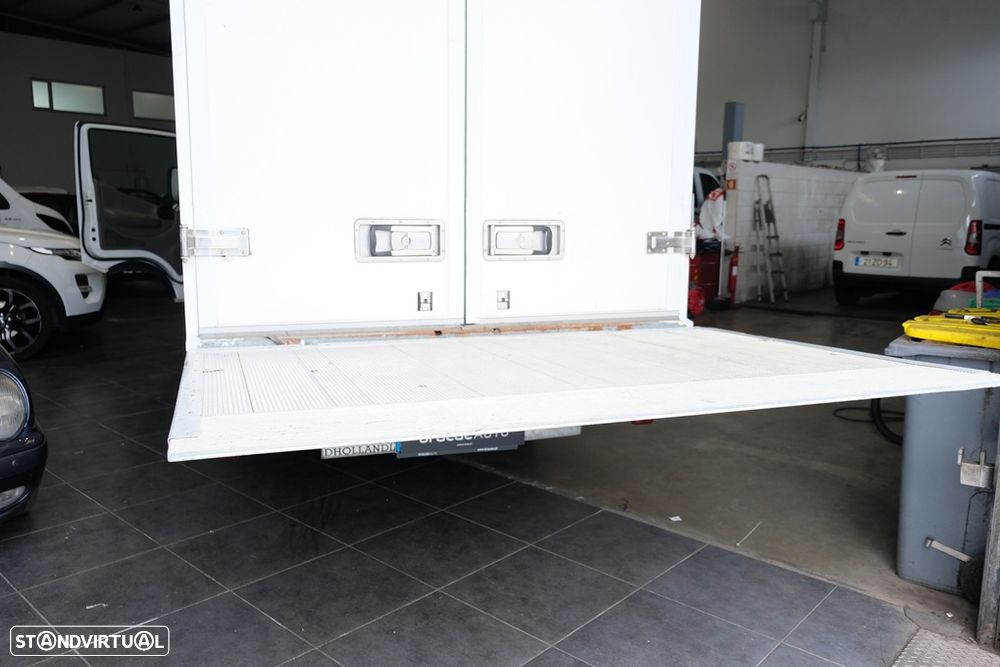 Nissan Cabstar NT400 3.0DCI c/plataforma Dhollandia - 9